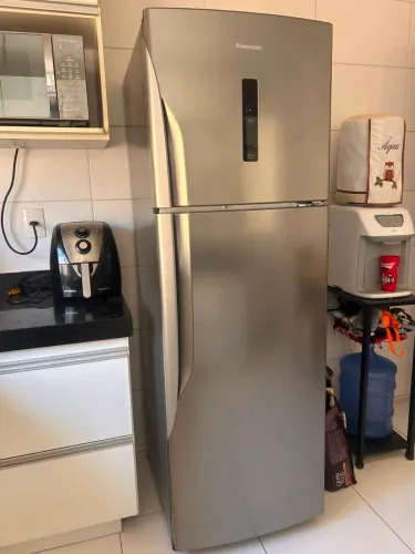 Vendo Geladeira Panasonic Inox frost free 127V duas portas