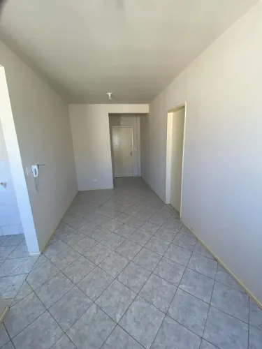 Apartamento com 1 dormitório em frente a UEL para locação 30 m²