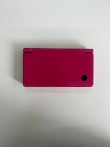 CONSOLE NINTENDO DSI PINK + CARTÃO R4 (VÁRIOS JOGOS) SEMINOVO - DS