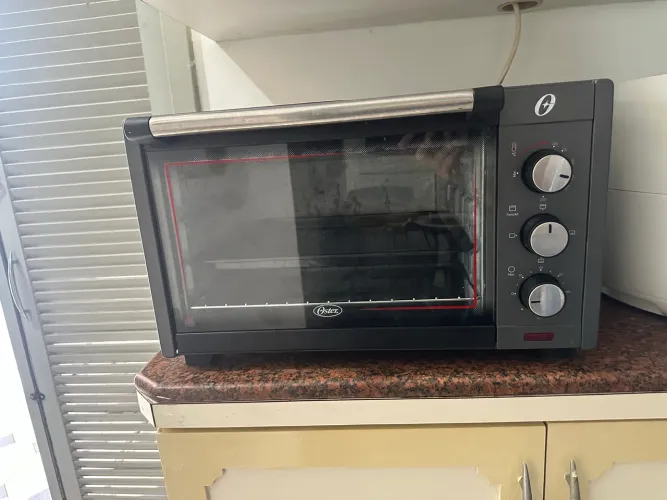 Forninho elétrico oster 45L 220v