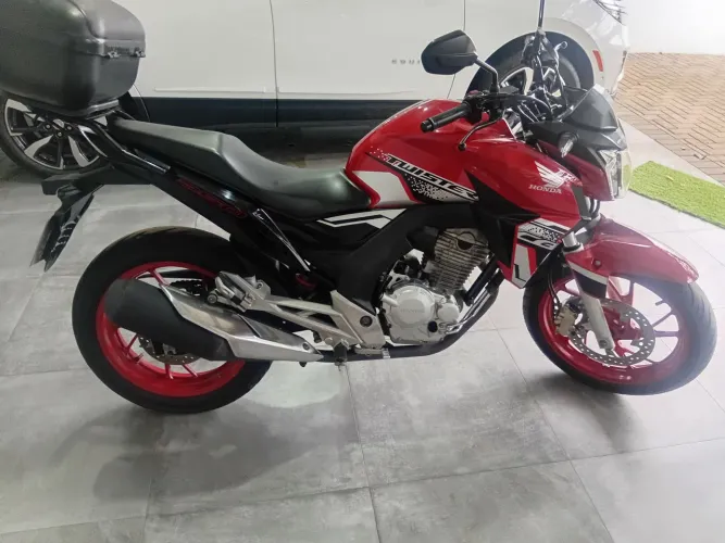 Honda CB250F twister 2021