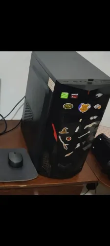 VENDO CPU (GABINETE) G - FIRE ULTRA WINDE , WINDOWS 11 PRO , PROCESSADOR AMD A6 ,471 GB.