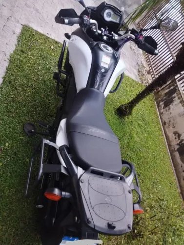 Suzuki Vstron