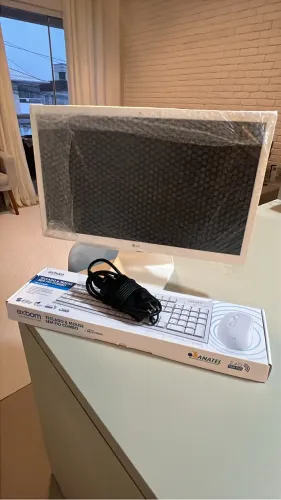 Pc all in One LG 22P Full Hd - SSD - Teclado e Mouse Sem Fio