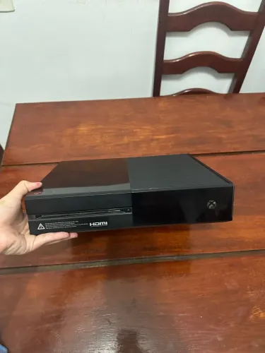 Xbox One + Kinect + GTA V + Controle Original