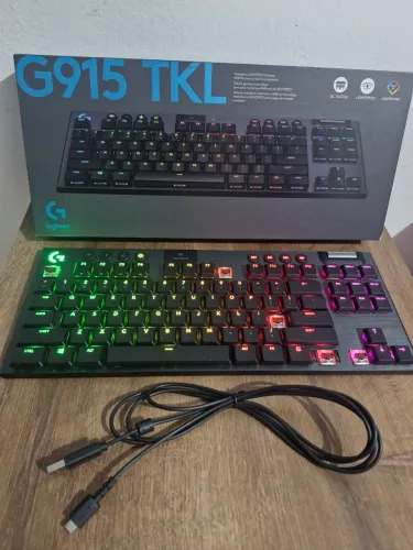 Teclado Mecânico Logitech G915 x Lightspeed, RGB, Preto