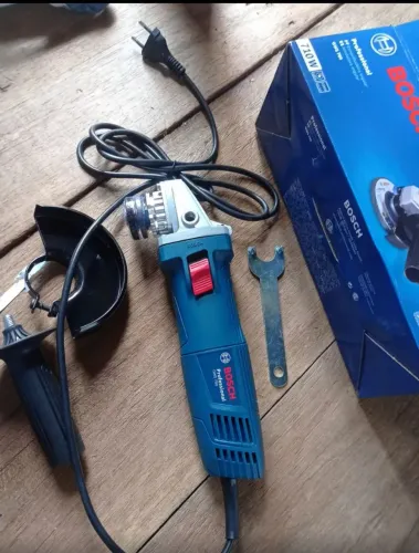 Esmerilhadeira bosch 710w 