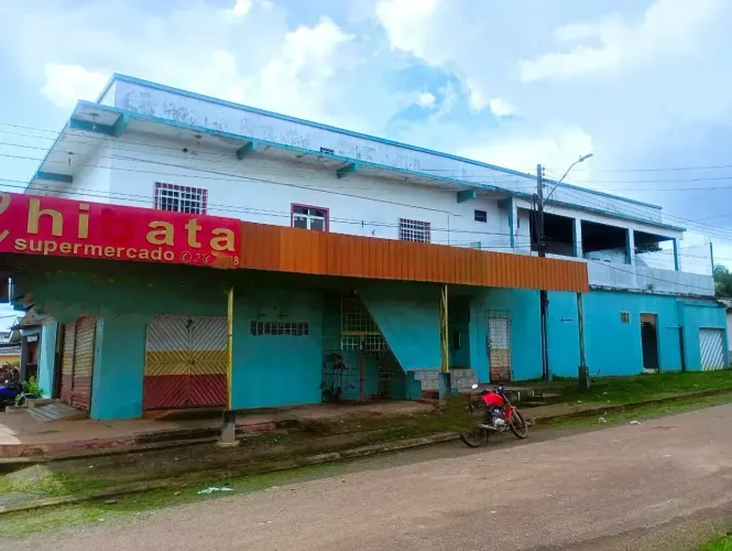 Galpão Município de Autazes 570m² 8 salas 7 banheiros Financia aceita carro, moto Manaus-