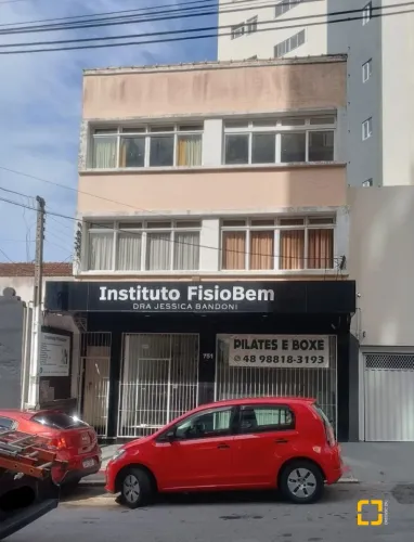 Oportunidade Sobrado Residencial e Comercial no Centro de Florianópolis