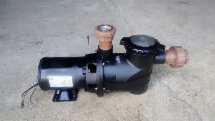 motor piscina