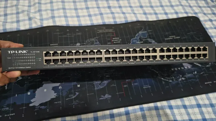 Switch TP-LINK 48 portas