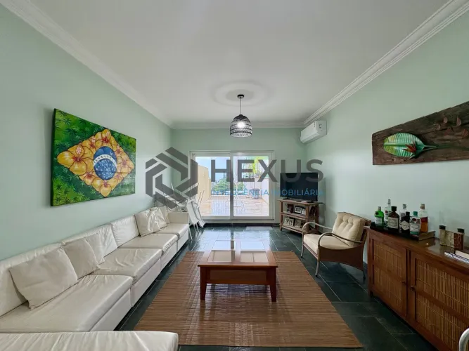 Cobertura penthouse com piscina e área gourmet na Praia da Enseada, Guaruja