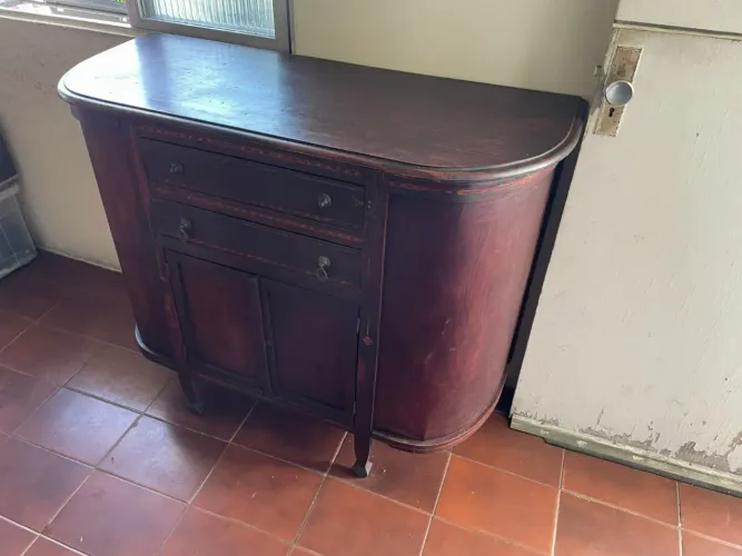 Buffet de madeira 