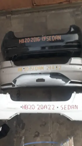Parachoques traseiro HB20 sedan originais aparti R$500 reais