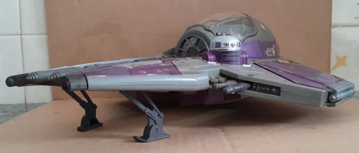 Mace Windu's Jedi Starfighter Hasbro