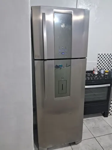 Geladeira Electrolux