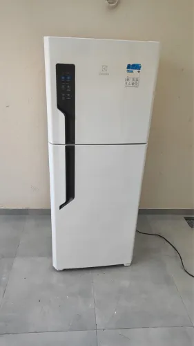 Vendo geladeira Eletrolux