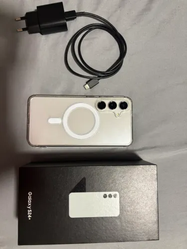 Samsung S24+