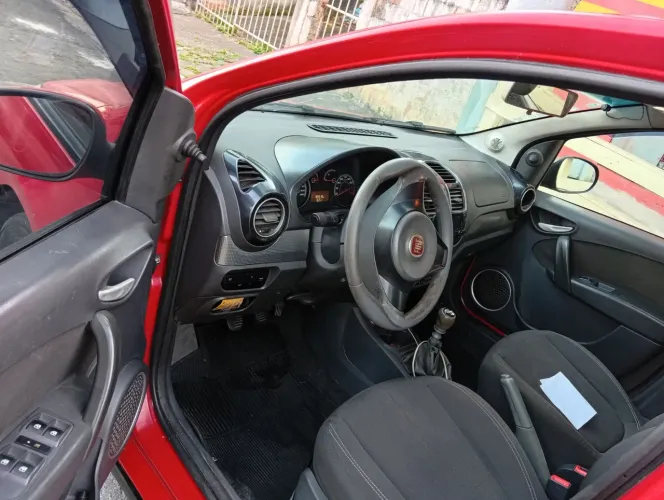 Fiat Grand Siena Attrac. 1.4 EVO F.flex 8V 2016