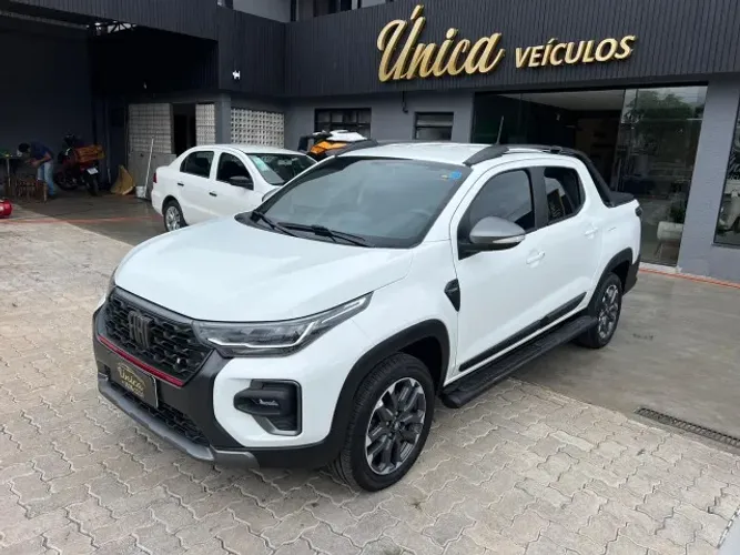 Strada Ultra 1.0 Turbo 2025