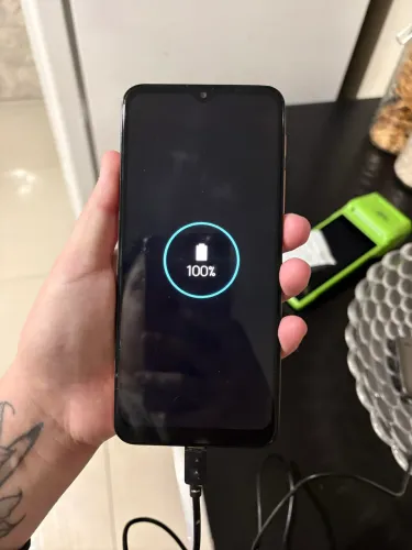 Vende-se 3 celulares 