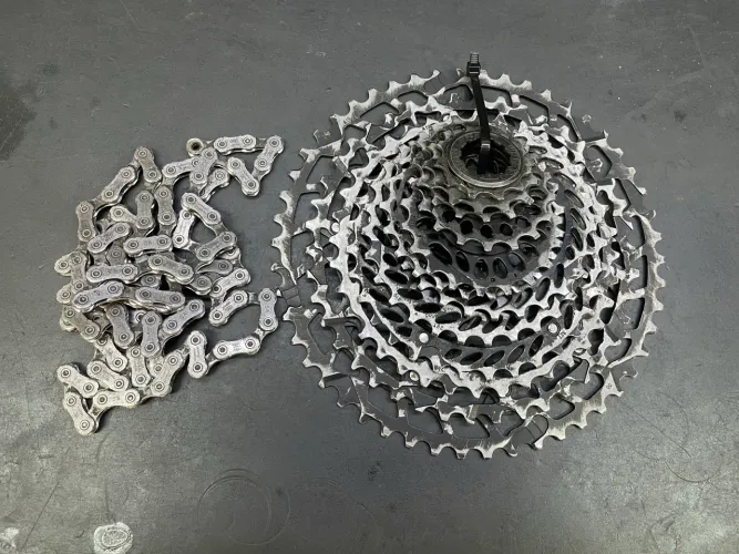 Cassete Sram NX com corrente Shimano deore 6100 12v