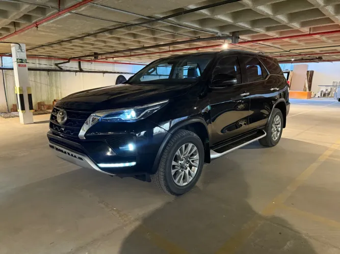 Toyota Hilux SW4 SRX 4X4 2.8 TDI 16V Dies. Aut. 2022