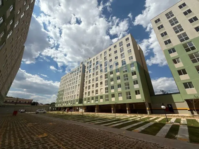Alugo Apartamento quadra 402 Recanto das emas