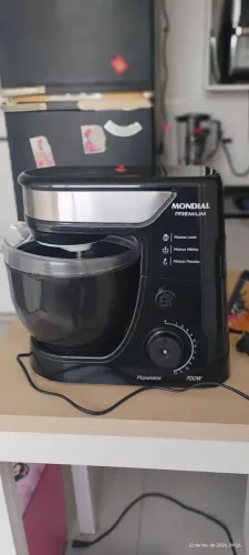 Batedeira Mondial Premium 700v