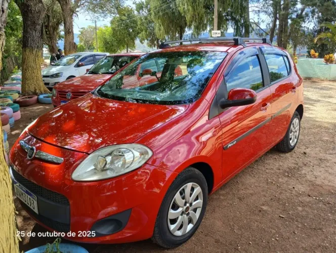 Fiat Palio Attractive 1.0 EVO Fire Flex 8V 5P 2014