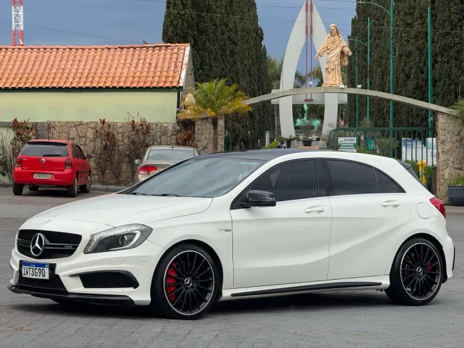 Mercedes-Benz CLA-45 AMG 4matic CGI 2.0 TB Aut. 2015
