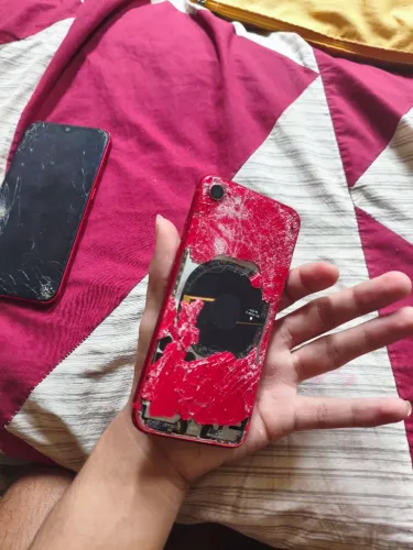 Vendo iPhone 8 para retirada de peças