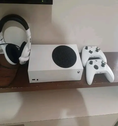 Xbox One Série 2 controle, fone c micro bem conservado