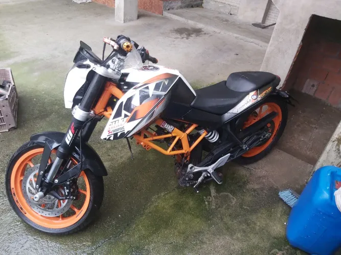 Ktm Duke para montar