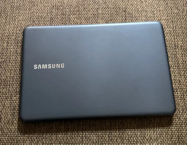 Notebook Samsung i5 8ª geração, 8GB, 1TB, Windows 11 + mochila de brinde