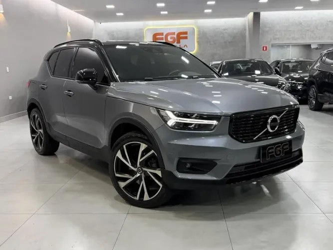 Volvo XC40 T-5 R-design 2.0 252cv AWD 2019