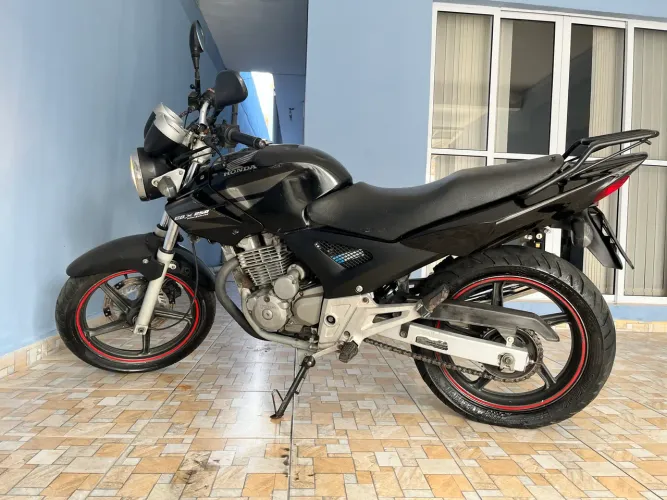 Moto 250 twister 2008