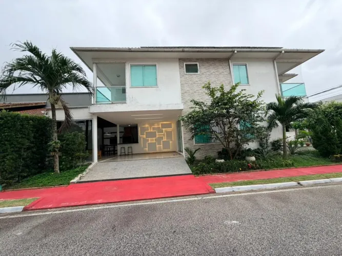 Casa em condomínio, 3 quartos, 3 suítes, 204 m², 2 vagas no Coqueiro em Ananindeua