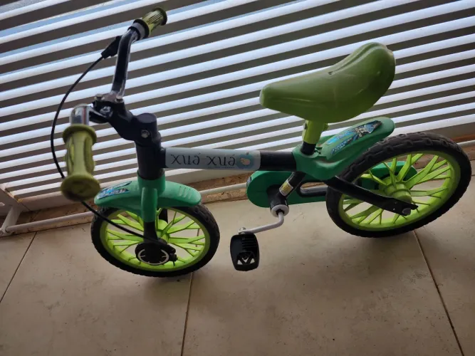 Bicicleta infantil aro 12 com rodinhas