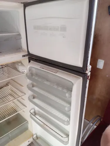 Vendo geladeira