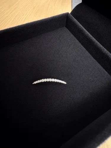 Piercing em titânio