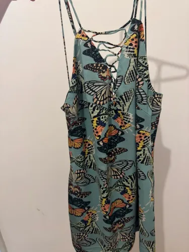 Vestido borboletas Oh Boy tamanho M decote costas e frente