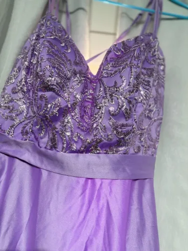 Vestido de Festa Longo Lilás com Paetês - Tam. P
