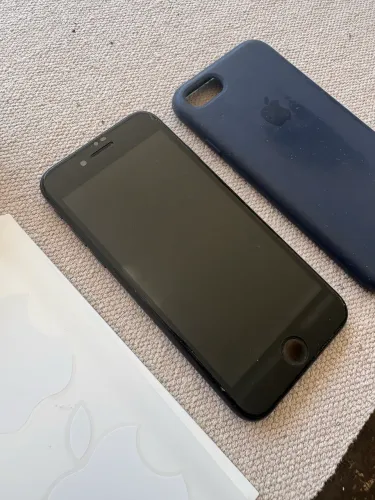 Iphone SE 2ª Geração 128gb