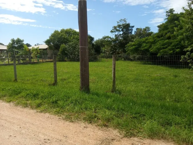 Terreno à venda em Garopaba-SC: 720m² no Campo Duna, a 100m da Lagoa de Ibiraquera! Invist