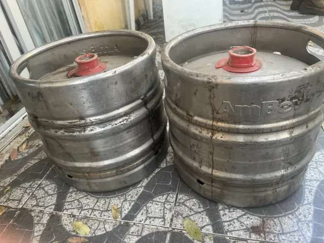 Vendo vasilhame de chopp(vazio)