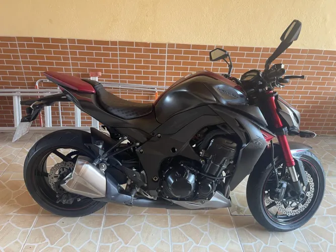 Kawasaki Z1000