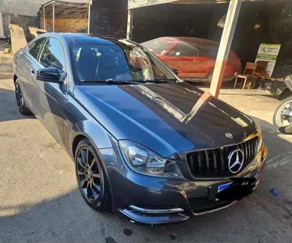 Mercedes-Benz C-180 CGI Coupe 1.8 16V 156cv Aut. 2012