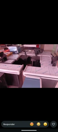 CAIXAS PARA Mercadinho médio r$ 2.950.00 ZAP *