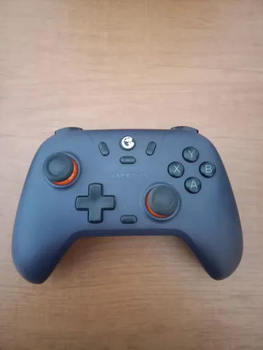 Controle sem fio Gamesir Nova Lite